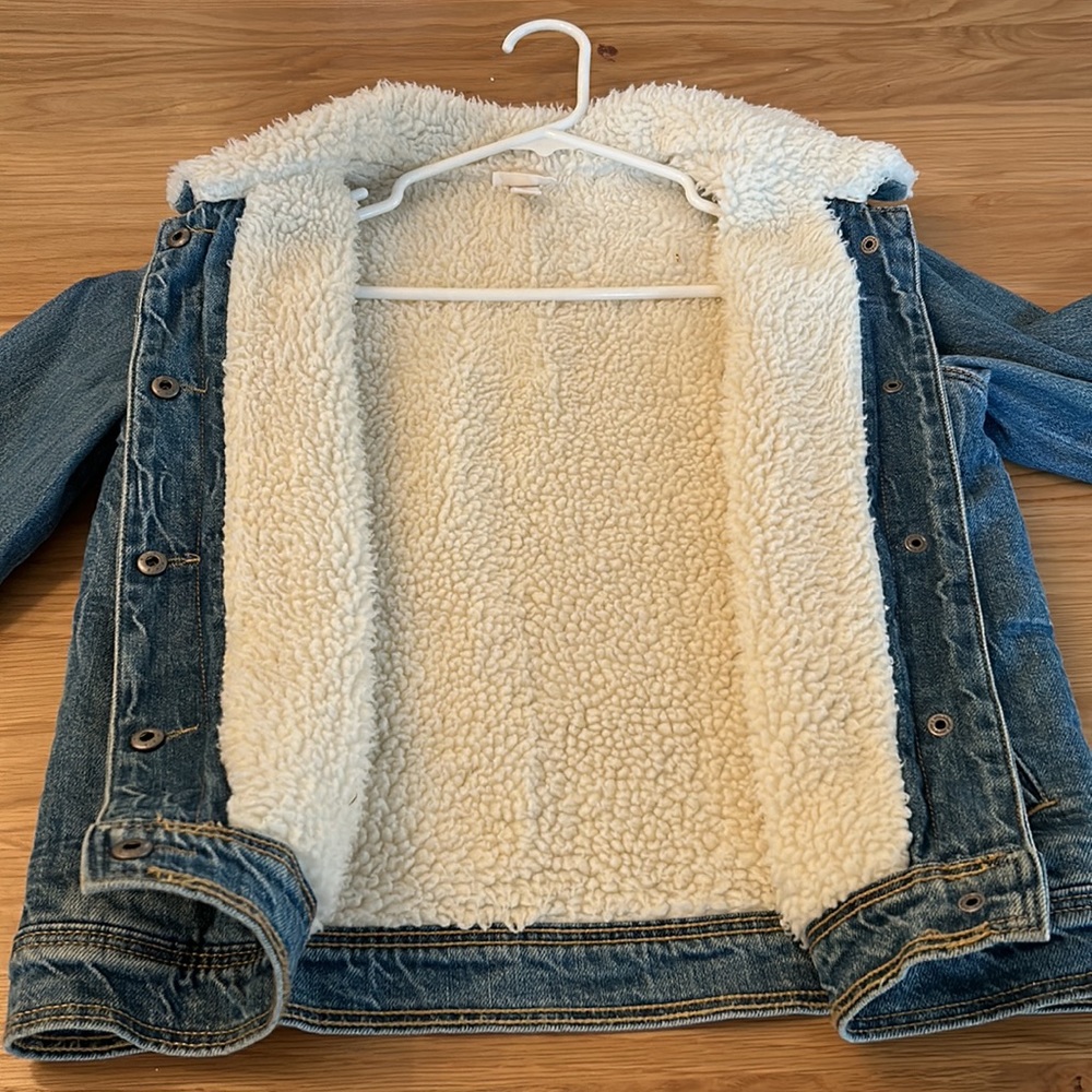 Cozy warm girl jean jacket - Picture 2 of 3